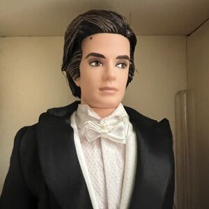 NRFB MINT TUXEDO KEN SILKSTONE BARBIE